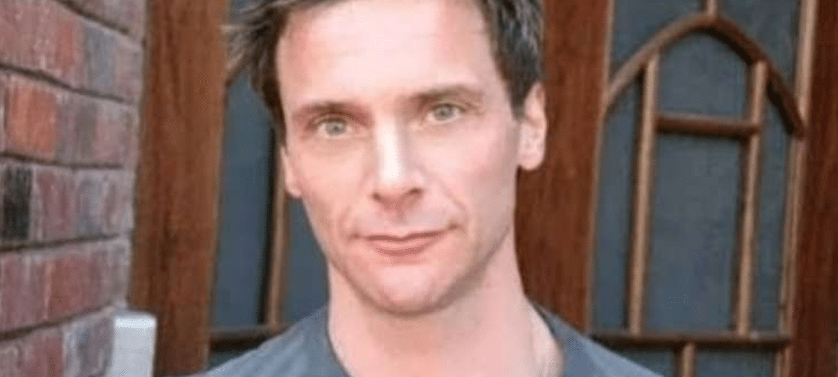 Morre Paul Haddad, voz original de Leon no clássico Resident Evil 2