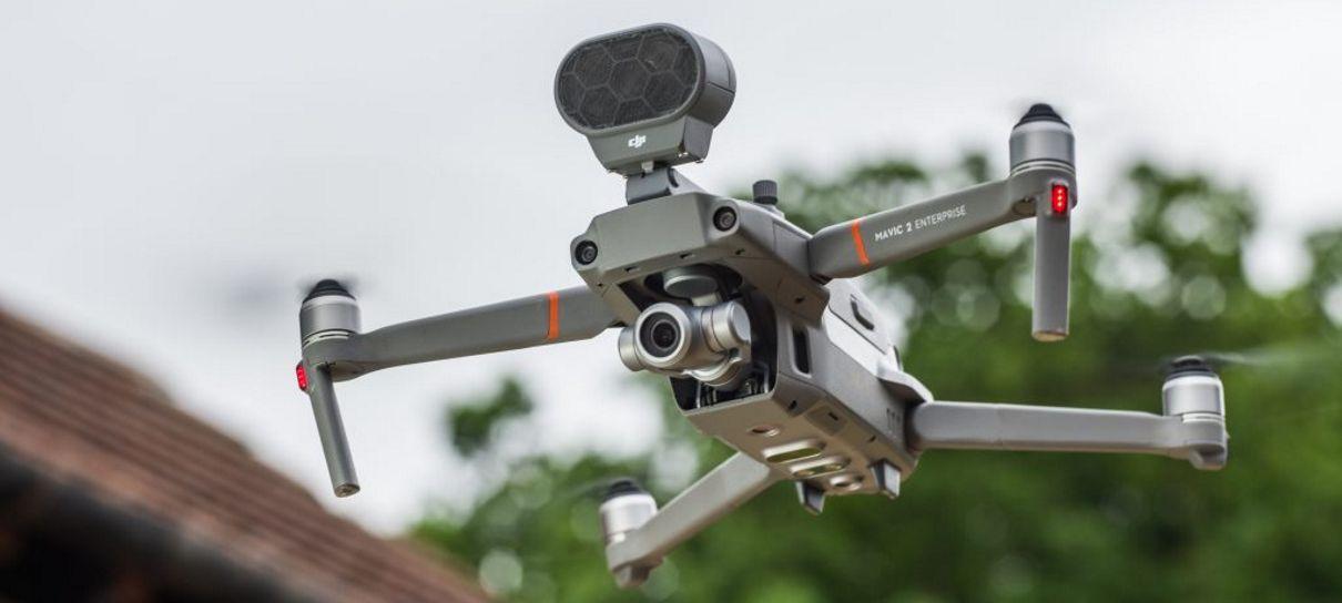 Rio começa a testar drone com alto-falante para evitar aglomerações