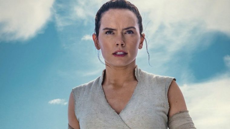 Daisy Ridley fala sobre repercussão negativa de Star Wars: A Ascensão Skywalker