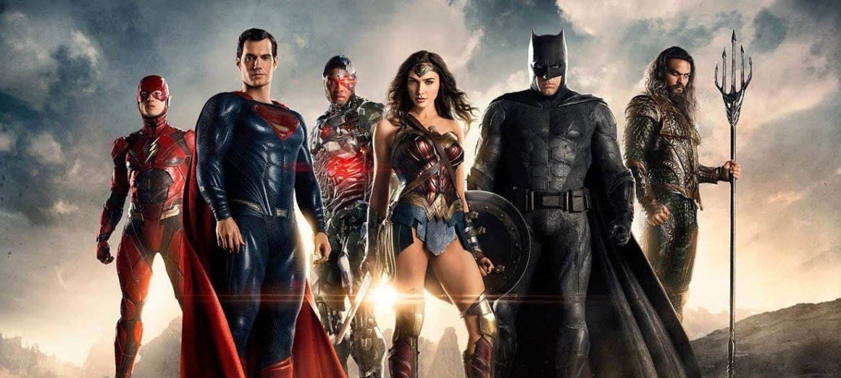 Com o anúncio do Snyder Cut, fãs estão destruindo DVDs de Liga da Justiça