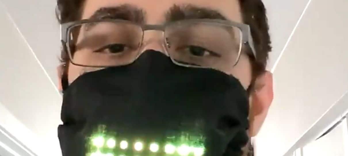 Máscara facial com visor digital nos deixa mais próximos do futuro cyberpunk