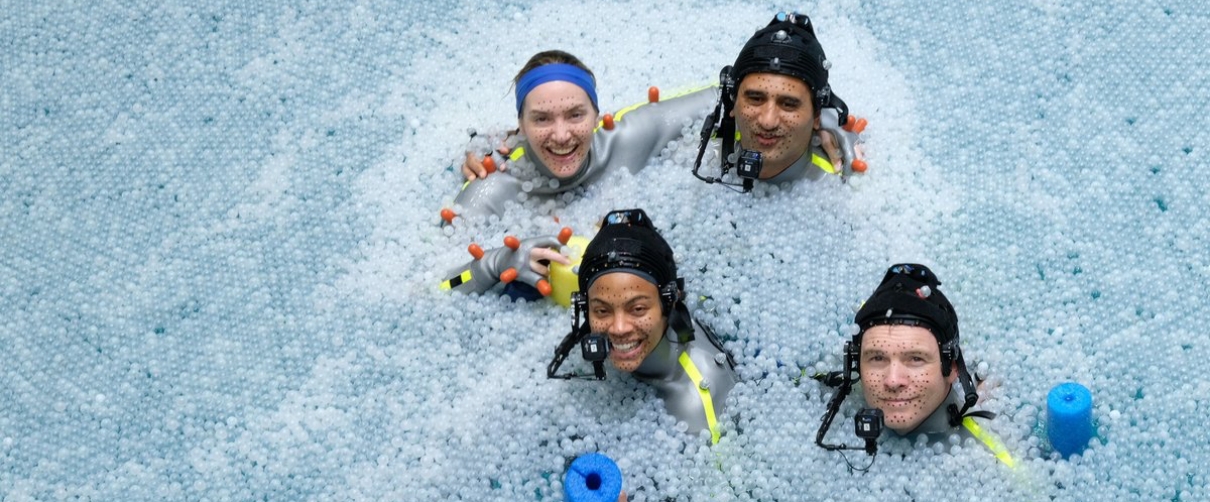 Avatar | Nova foto traz atores em tanque de água