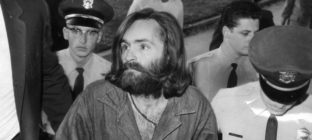 O que é o true crime e como ele tem aparecido cada vez mais na cultura pop