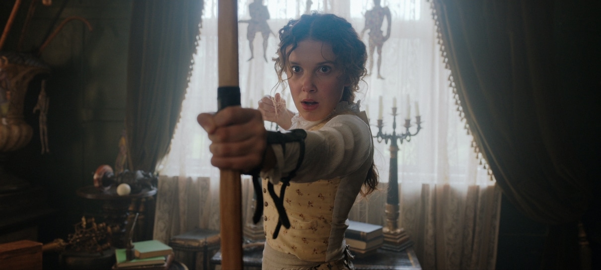 Enola Holmes | Filme focado em irmã de Sherlock Holmes ganha primeiras imagens; veja