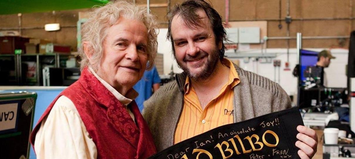 Peter Jackson publica texto em homenagem a Ian Holm, o Bilbo de O Senhor dos Anéis