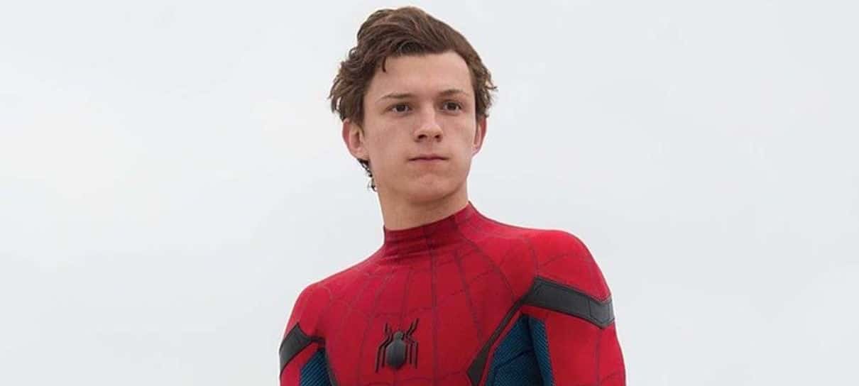 Tom Holland ganhou lição de casa dos irmãos Russo após revelar que nunca viu Star Wars