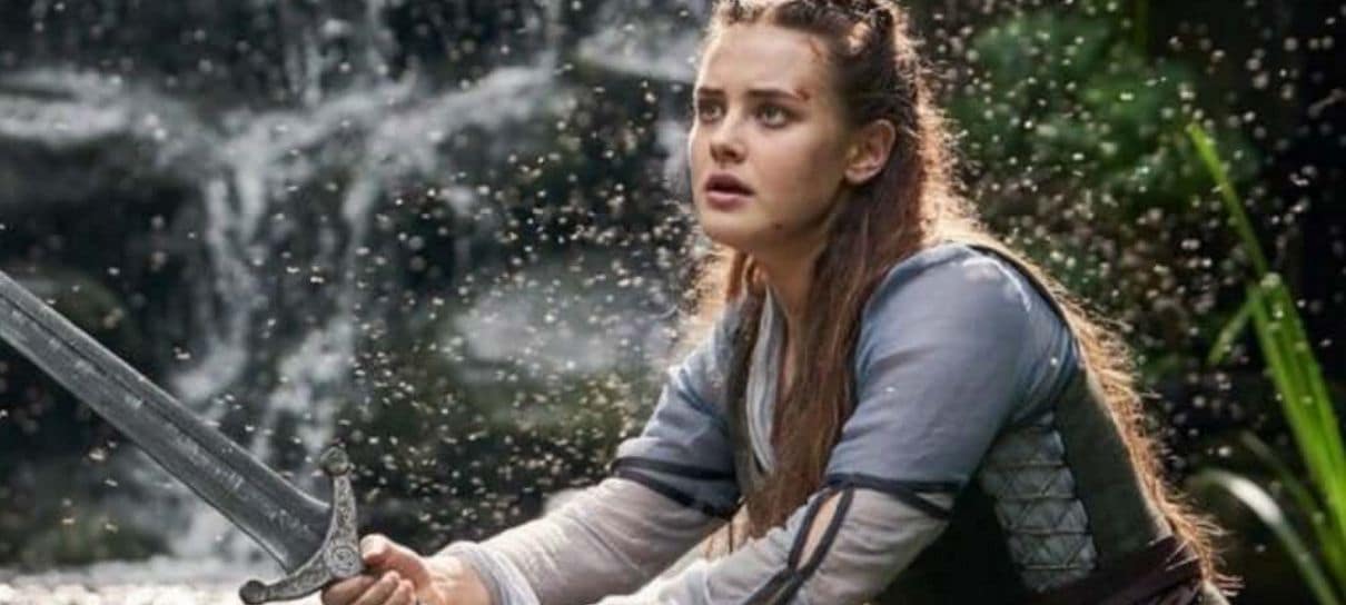 Katherine Langford fala sobre sua personagem em Cursed – A Lenda do Lago