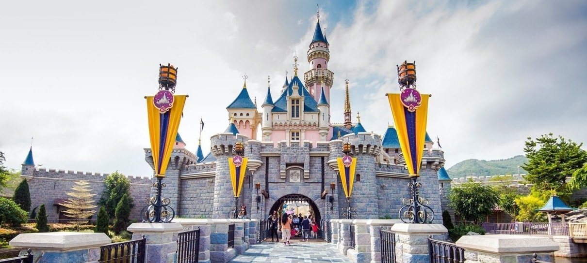 Disneyland de Hong Kong fechará novamente depois do aumento de casos de coronavírus