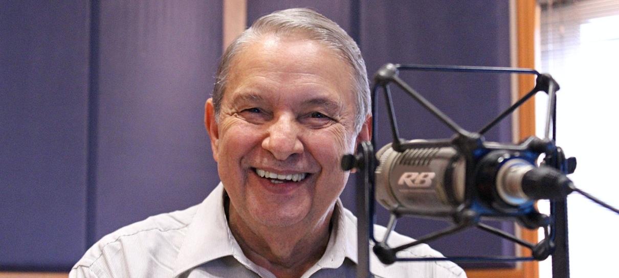 José Paulo de Andrade, apresentador do programa de rádio Pulo do Gato, morre aos 78 anos