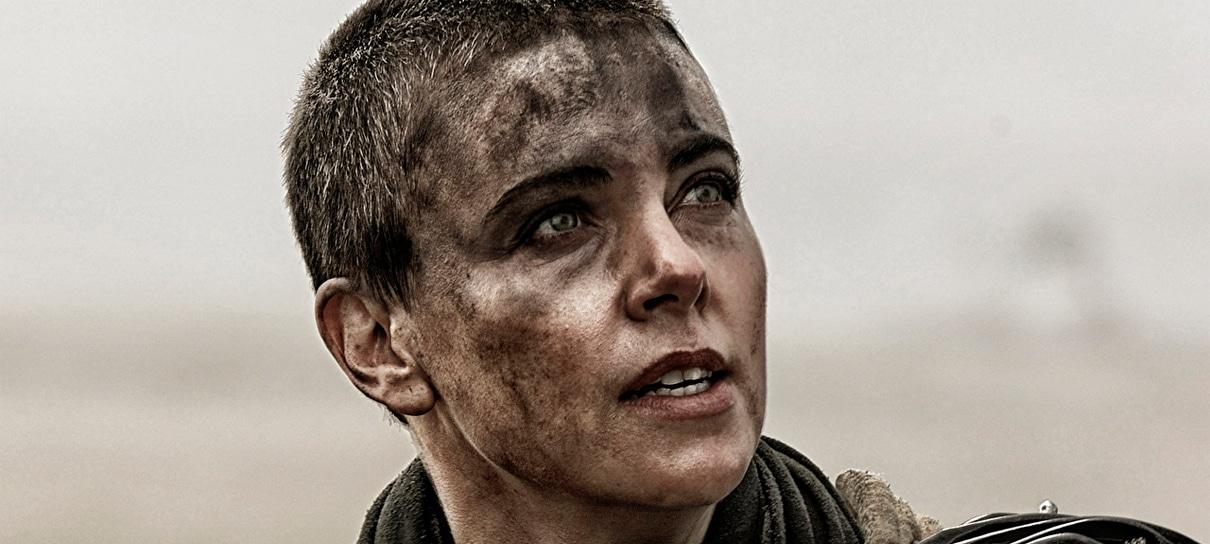 Mad Max | Charlize Theron diz que ausência no spin-off de Furiosa é "difícil de engolir"
