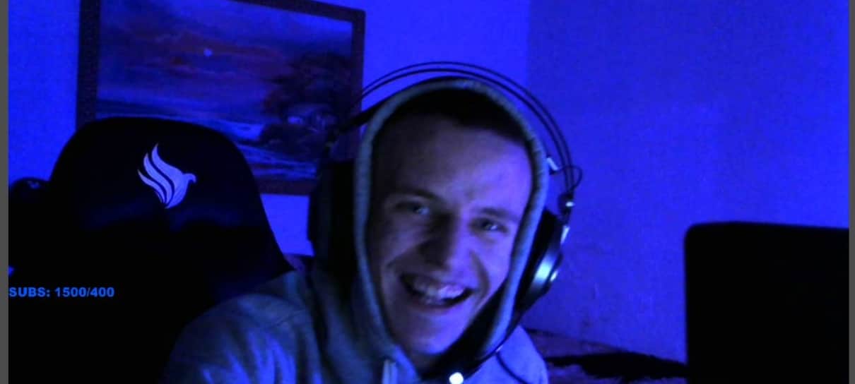 Streamer brasileiro recebe doação de R$ 900 mil durante live