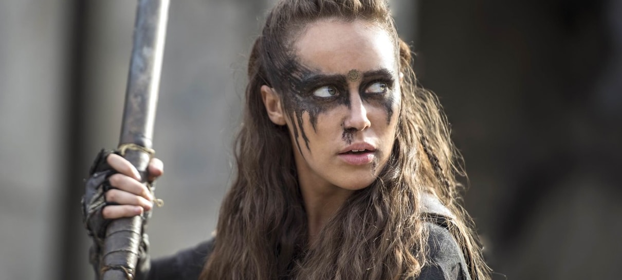The 100 | Atriz de Lexa manda mensagem para fãs durante painel da SDCC