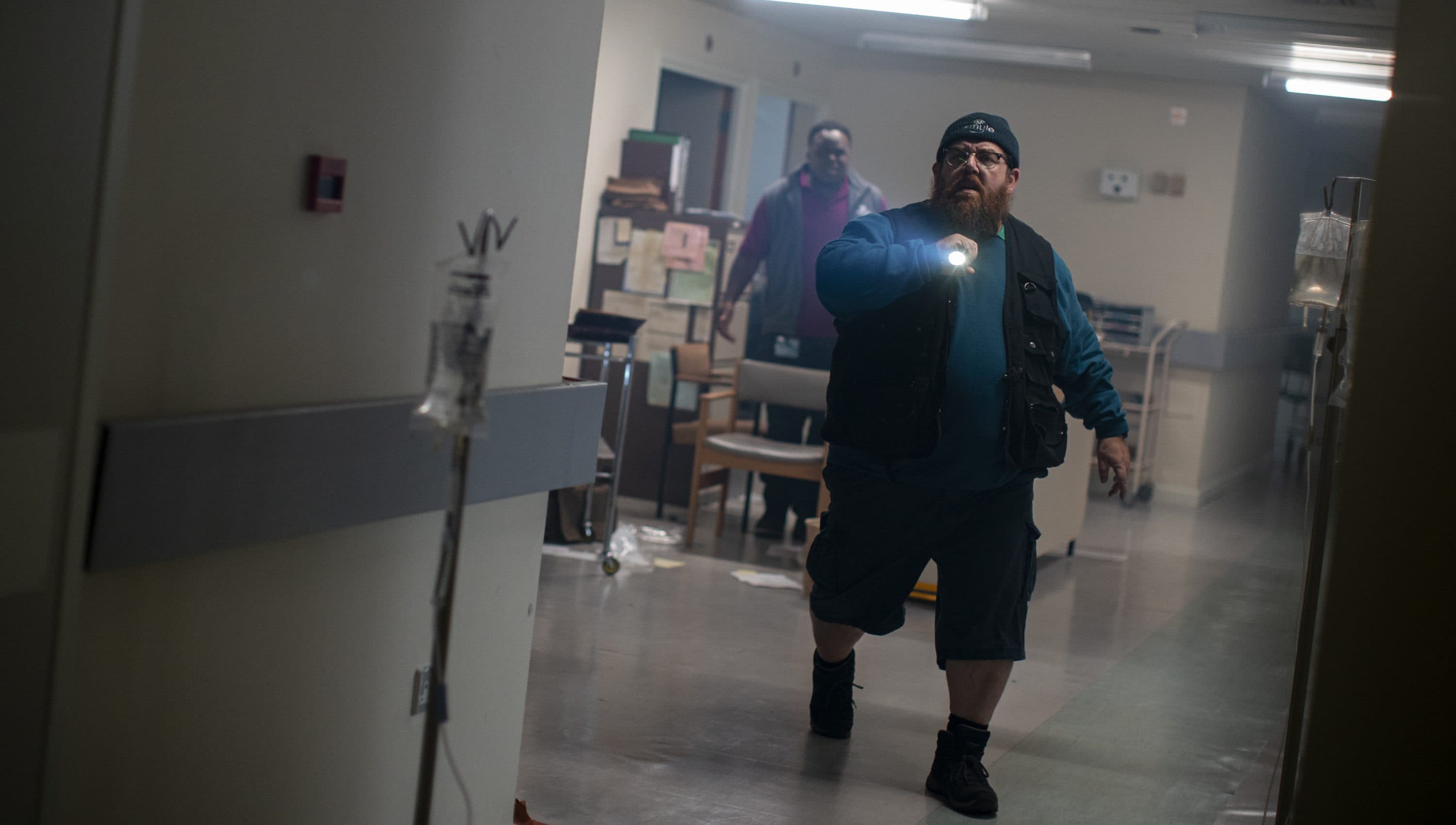 Samson Kayo as Elton, Nick Frost as Gus Roberts
