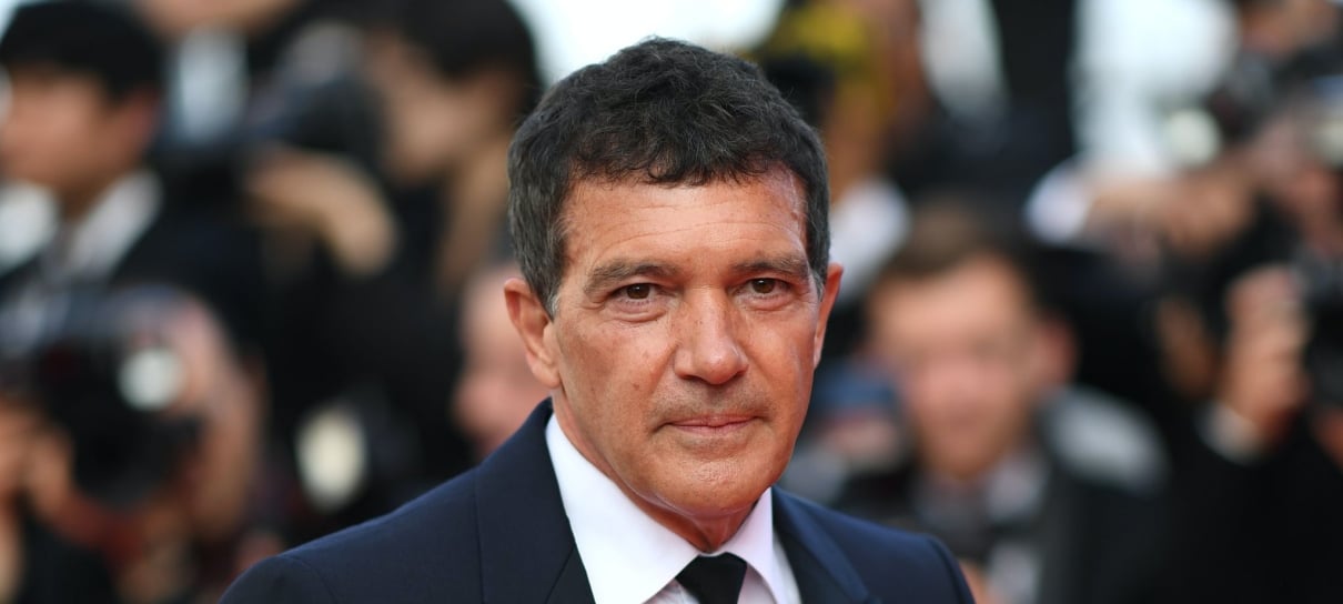 Antonio Banderas testa positivo para o novo coronavírus