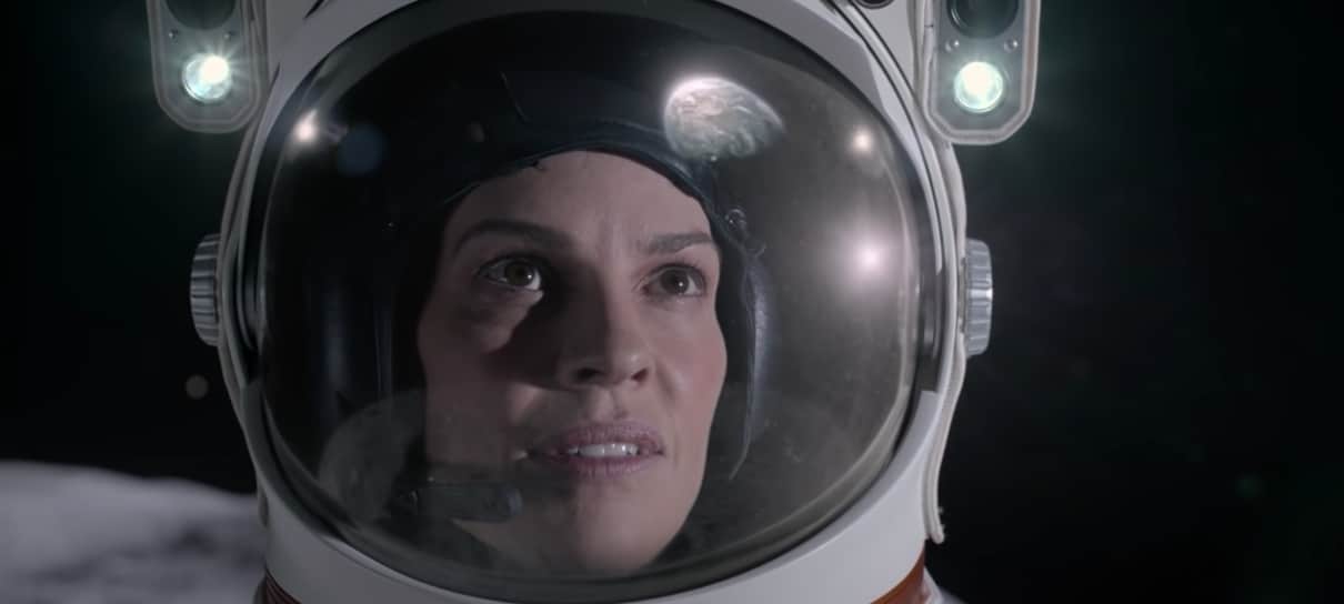 Away | Hilary Swank vive astronauta em nova série da Netflix; assista ...