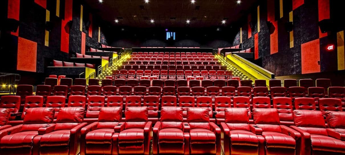 Rede de cinemas nos EUA vende ingressos por US$ 0,15 para atrair clientes na reabertura