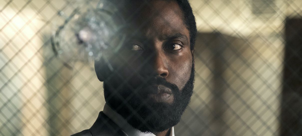 Tenet ganha novos pôsteres e mais um teaser