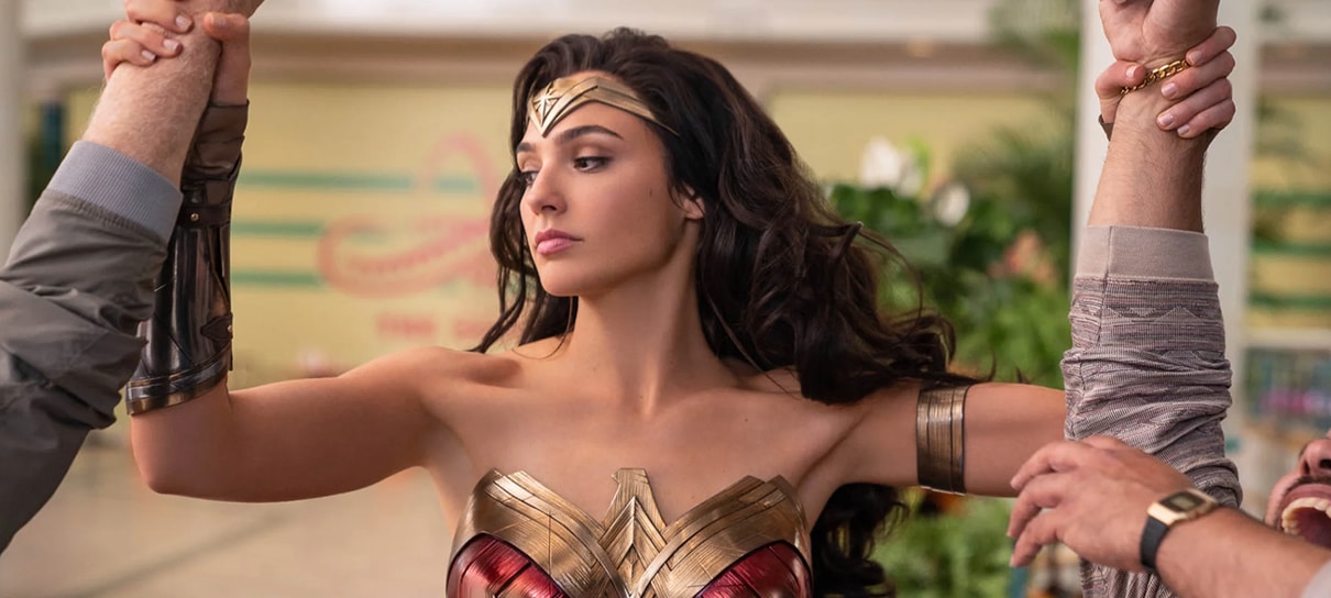 Mulher-Maravilha 1984 é adiado para o Natal