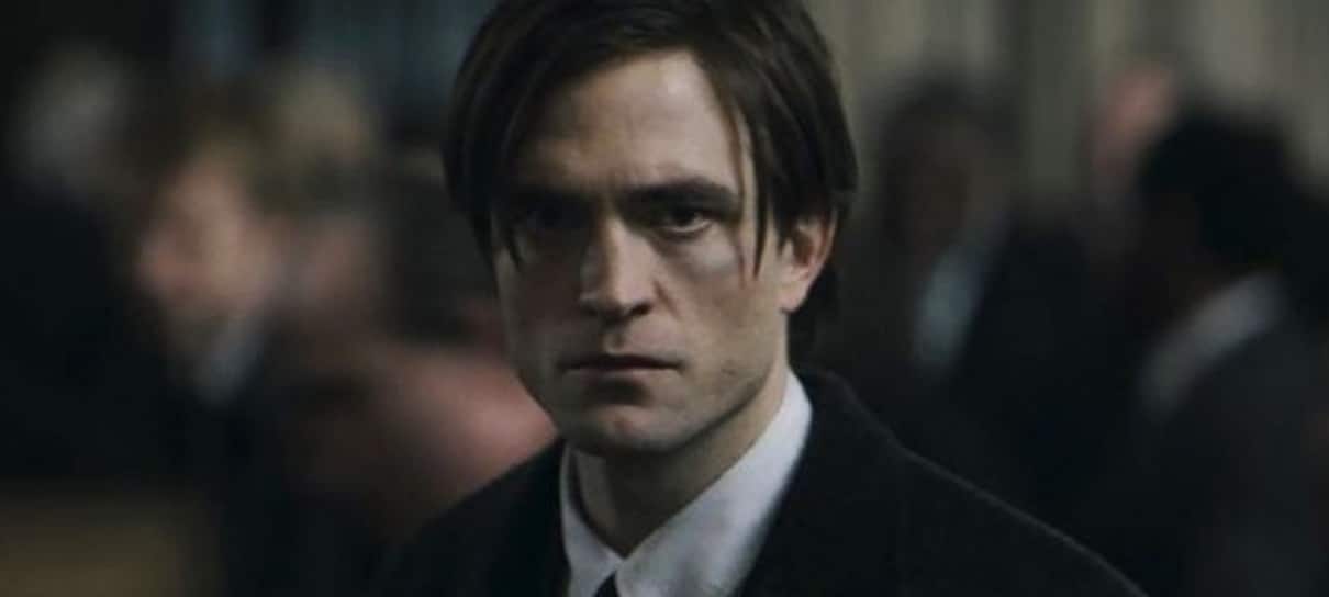 Batman | Fotos do set de filmagens mostram Bruce Wayne em funeral