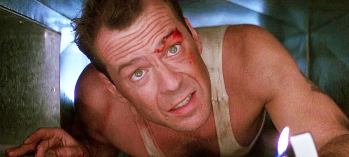 Bruce Willis volta a viver John McClane em comercial inspirado em Duro de Matar; assista