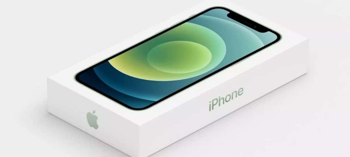 iPhone 12 não incluirá fones nem adaptador de tomada na caixa