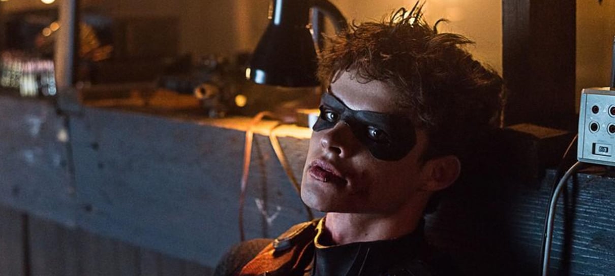 Titãs | Teaser da terceira temporada anuncia a chegada de Capuz Vermelho; confira