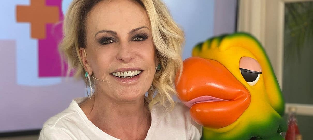 Ana Maria Braga e mais famosos prestam homenagem a Tom Veiga, o Louro José