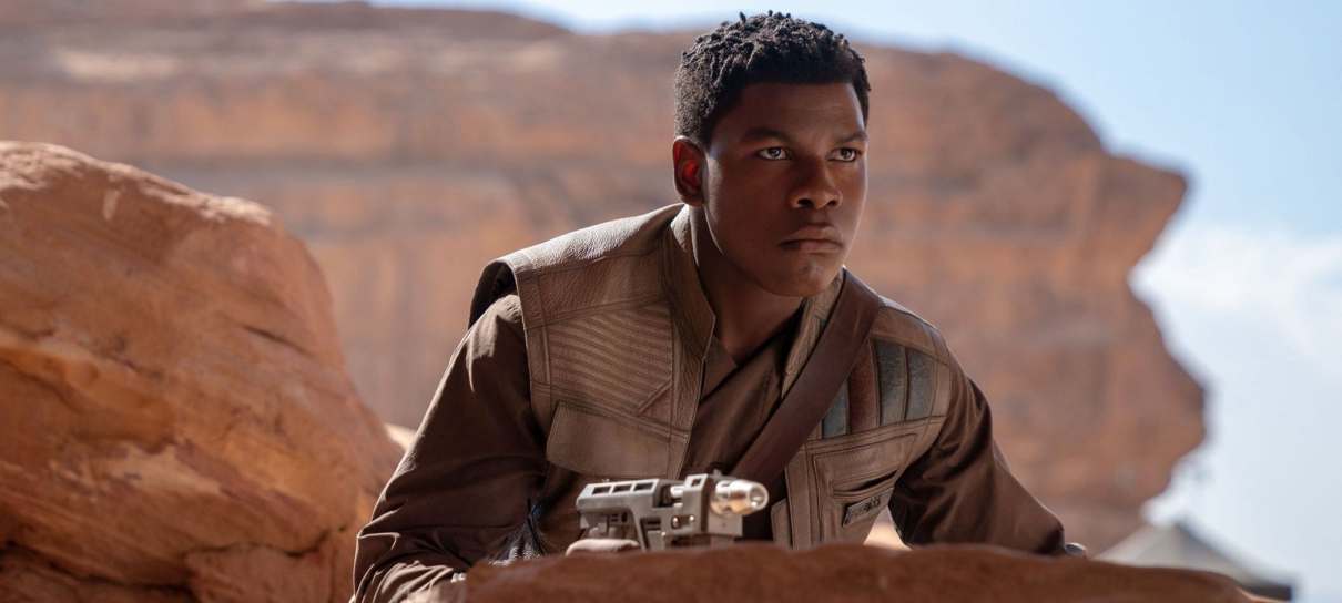 John Boyega conversou com a presidente da Lucasfilm depois de criticar Star Wars