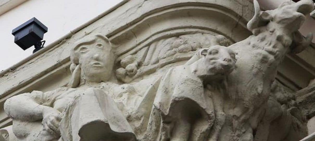 Mais uma obra de arte é destruída por restaurador amador
