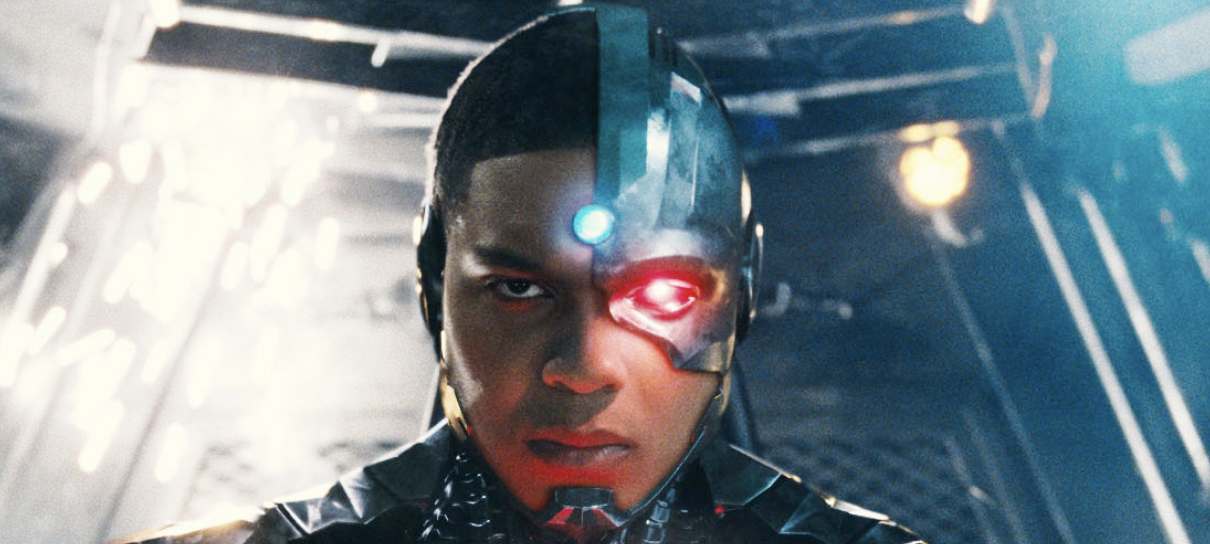 Ray Fisher acusa presidente da DC Films de "tipo mais perigoso facilitador"