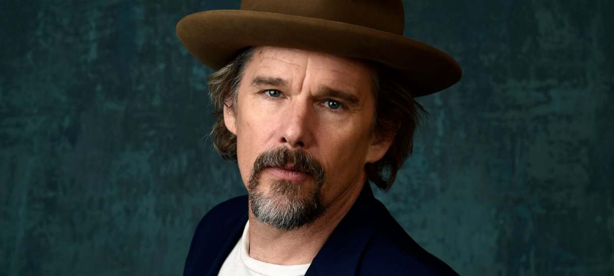 Moon Knight  Ethan Hawke entra para o elenco da série do Cavaleiro da Lua  no Disney Plus - NerdBunker