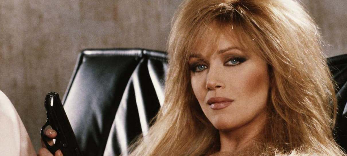 Tanya Roberts, de 007 – Na Mira dos Assassinos, morre aos 65 anos [Atualização]