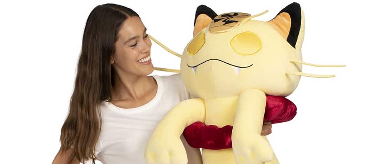 Essa pelúcia de Pokémon mistura Meowth com meme