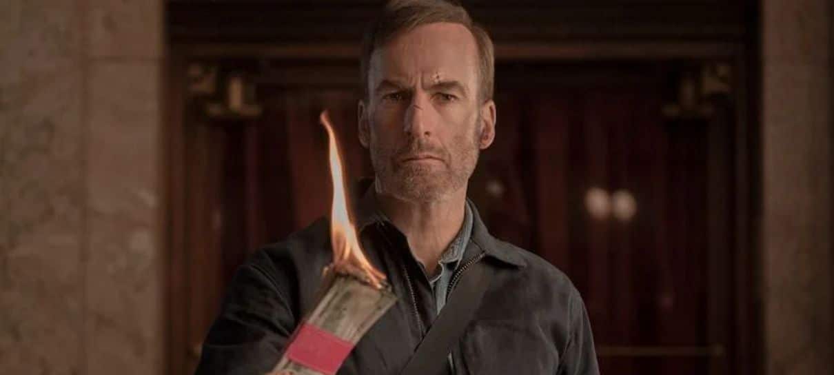 Bob Odenkirk mostra como se preparou para protagonizar um filme de ação em Anônimo