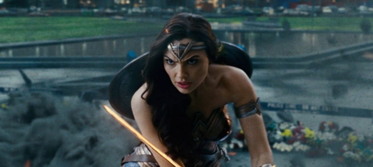 Zack Snyder explica por que manteve o nome nos créditos de Liga da Justiça de 2017