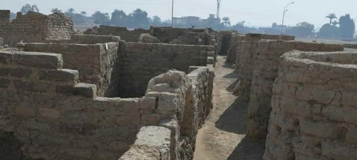 Cidade faraônica é descoberta no Egito, após mais de 3000 anos escondida