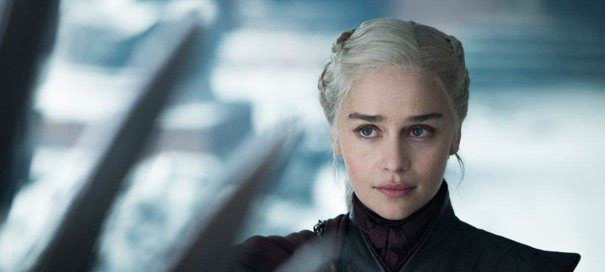 Emilia Clarke, a Daenerys, entra para o elenco de Invasão Secreta, diz site