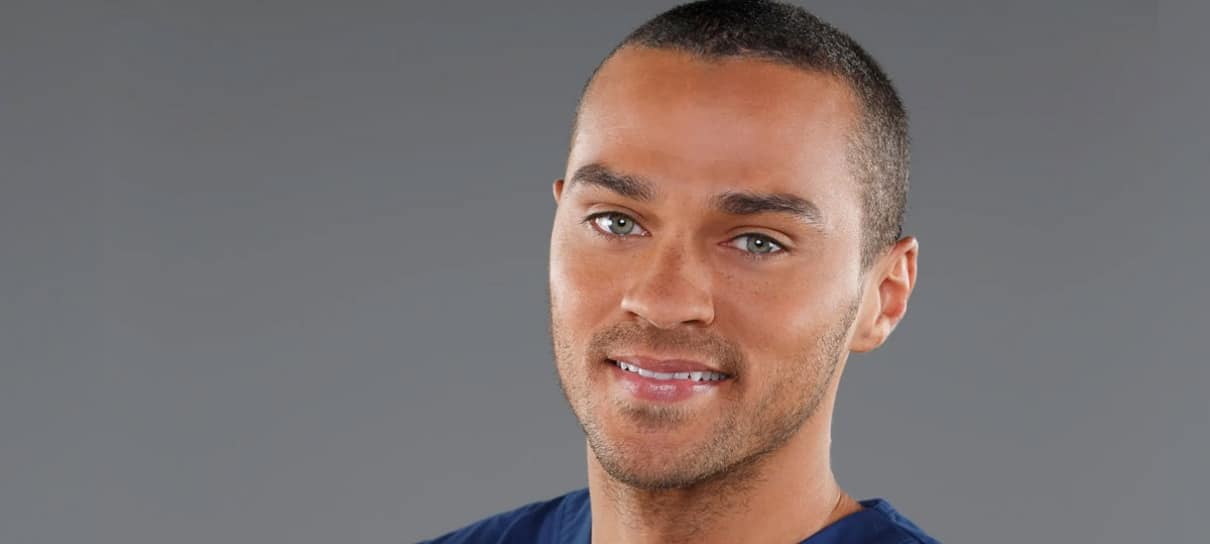 Jesse Williams, o Jackson Avery de Grey’s Anatomy, deixará a série durante a 17ª temporada