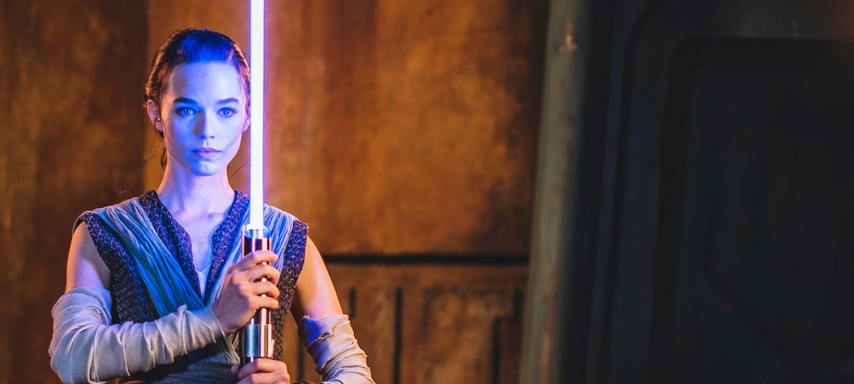 Disney revela novo sabre de luz super-realista no Star Wars Day