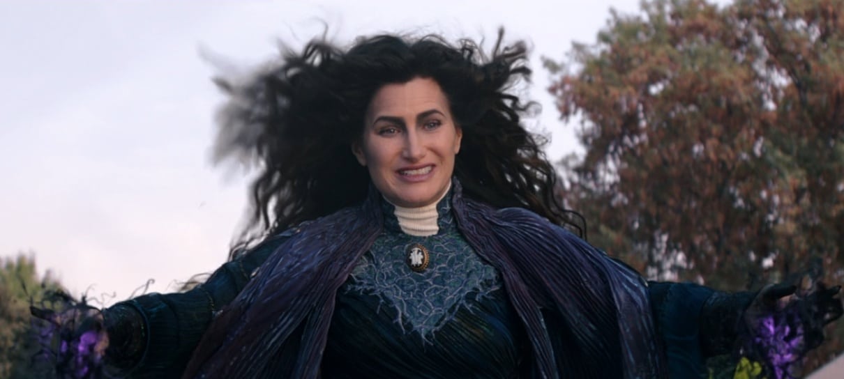 Continuação de Entre Facas e Segredos conta com Kathryn Hahn no elenco