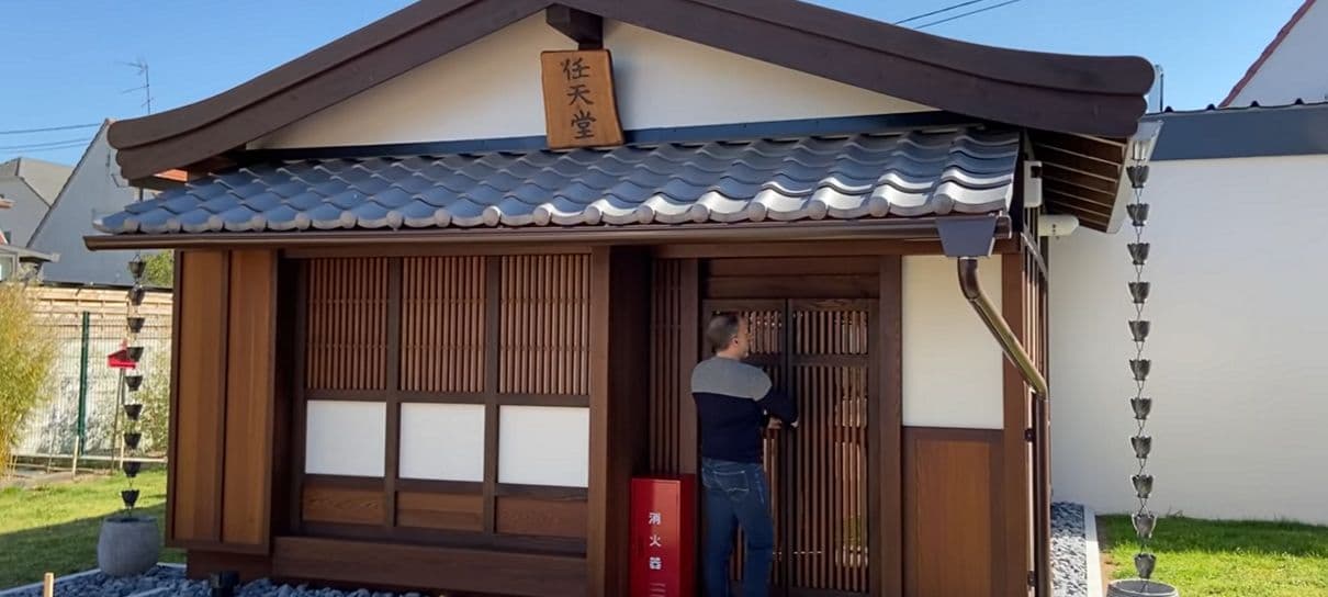 Fã da Nintendo recria a sede original da empresa em sua casa