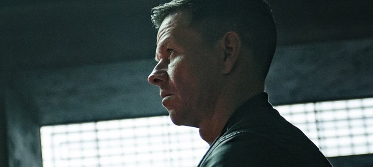 Mark Wahlberg vive várias vidas em trailer de Infinite