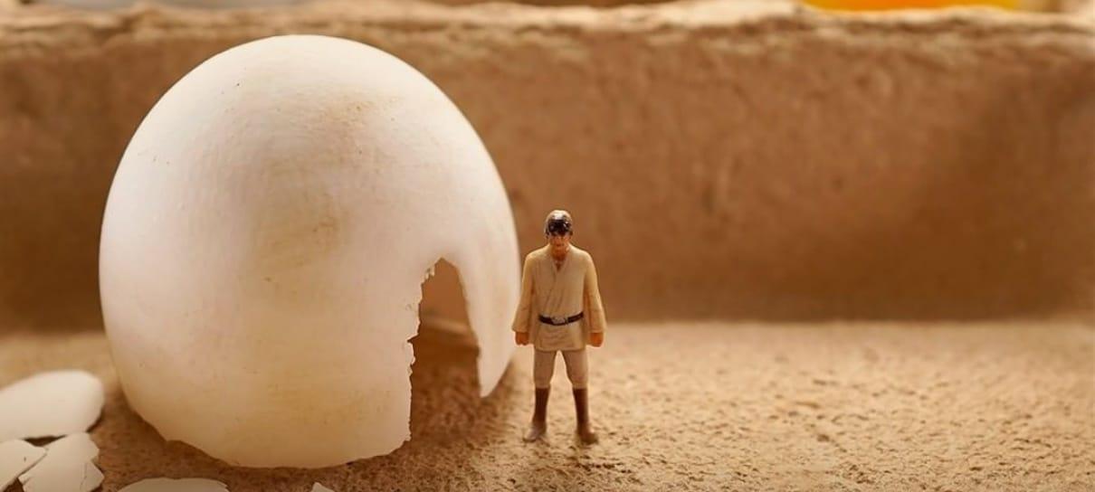 Artista faz cenas de Star Wars com ovo cozido, brócolis e itens domésticos