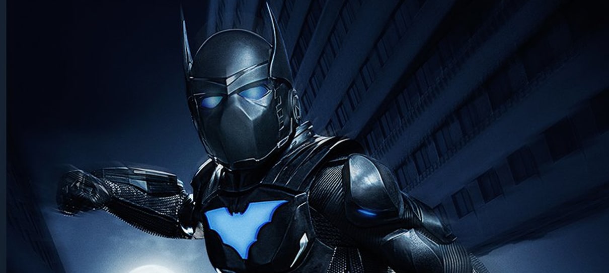 CW revela visual de Batwing na série da Batwoman