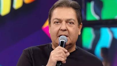 Faustão deixa Globo após 32 anos e programa dominical será apresentado por Tiago Leifert