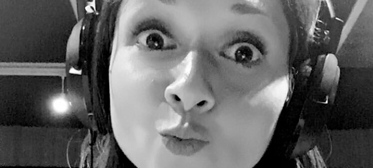 Mariana Mirabetti, dubladora de Overlord e The 100, morre aos 39 anos