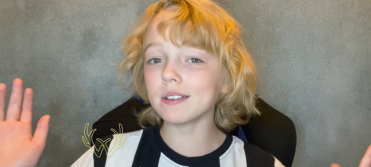 Christian Convery, o Gus de Sweet Tooth, responde perguntas de brasileiros sobre a série