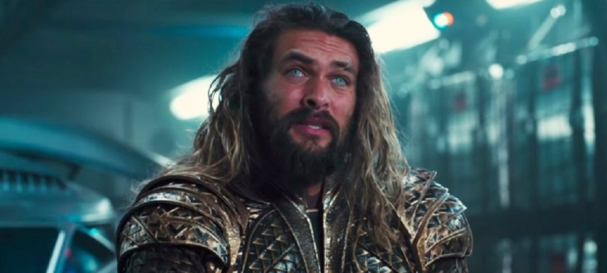 Jason Momoa celebra início das gravações de Aquaman 2 em novo vídeo