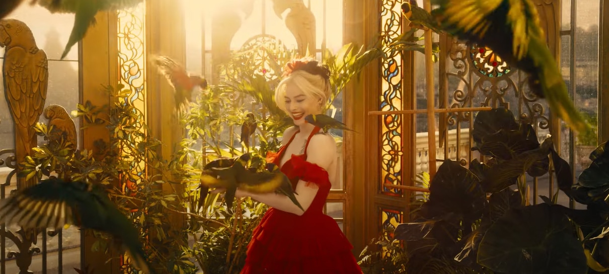 Cena de Arlequina em O Esquadrão Suicida homenageia HQ e autor celebra