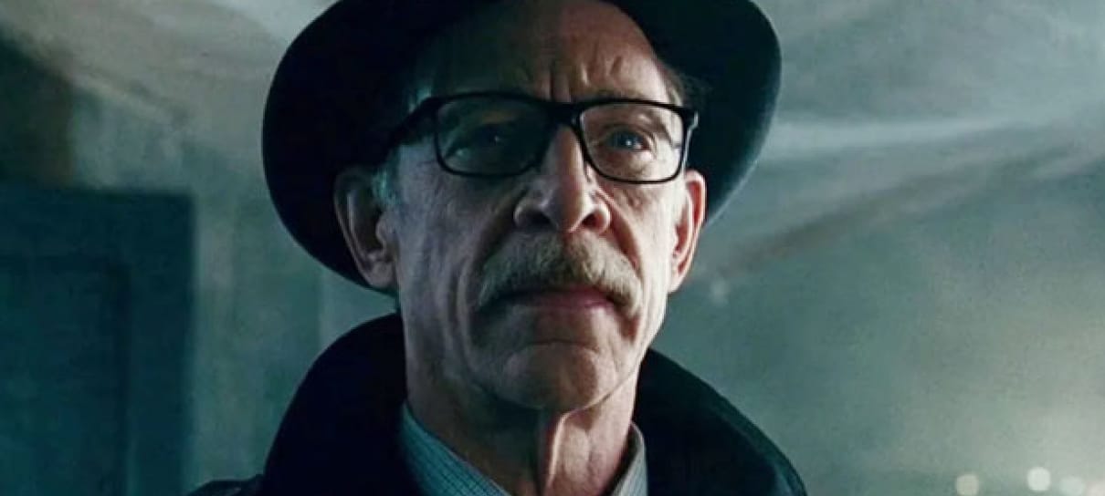 J. K. Simmons está negociando para voltar a viver Gordon em filme de Batgirl, diz site